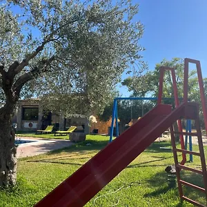 La Estacada Villa